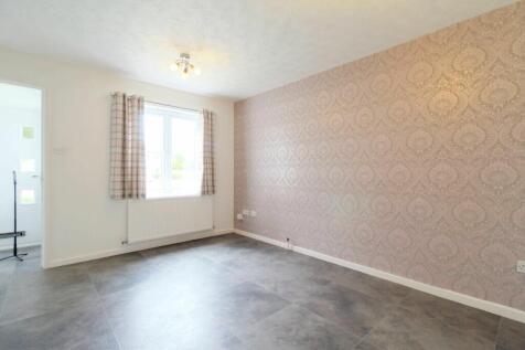 Russell Gardens, Beeston photo 4
