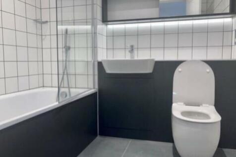 Lrg_Bathroom