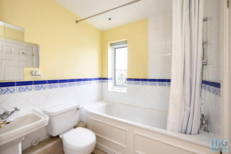 Hamilton Court, 7...