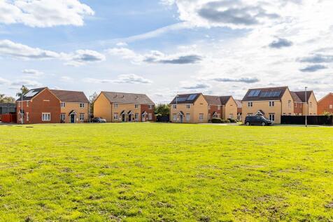 57 Viscount Close (Pinchbeck)-1.jpg