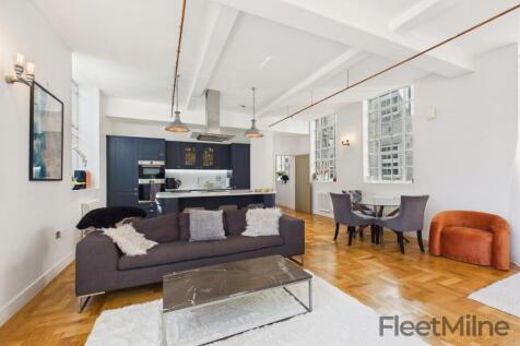Living/Dining Area