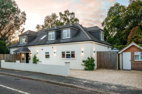 Godalming, GU8 - property photo