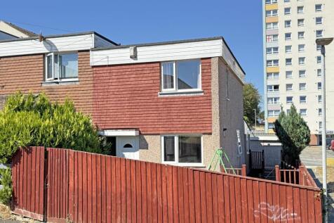 Woodbury Gardens 19 - Front.jpg