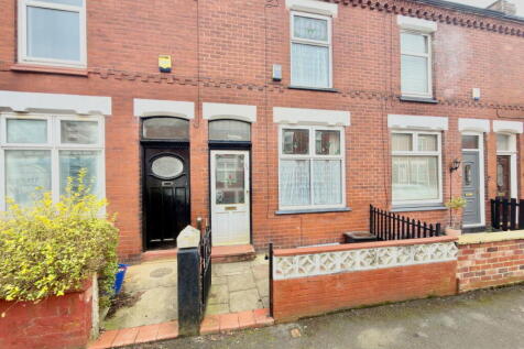 Stockport, SK3 - property photo