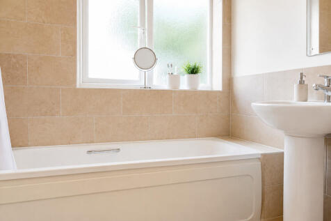 bathroom - angle ...