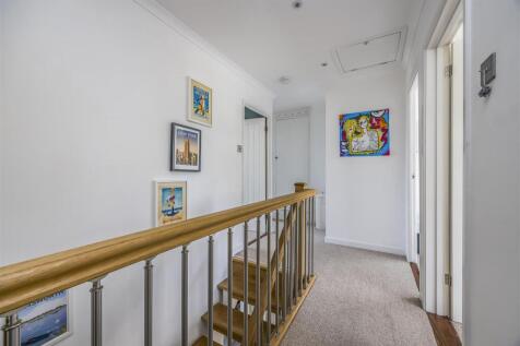 29 Wraysbury Park Drive, Emsworth-PorticoMarketing