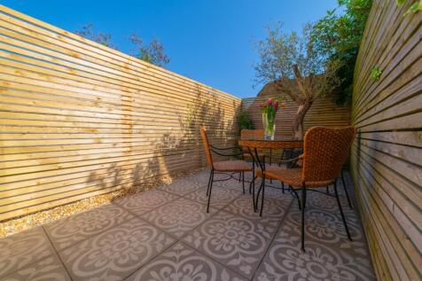 Call 02920 454555 to secure your viewing_3