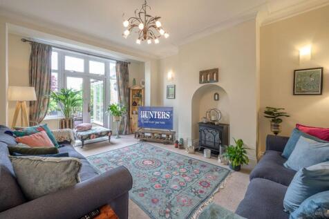 REAR RECEPTION ROOM
