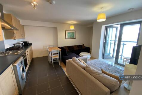 Living Kitchen Area View 4