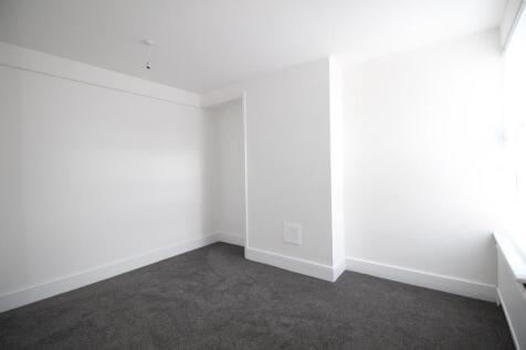 Bedroom 2 (1)