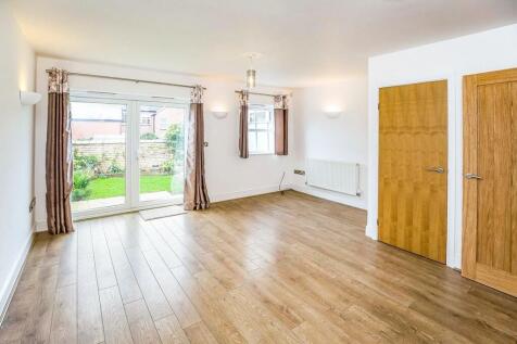 Living Room/Dining R