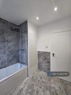Castleford Road, Normanton, WF6 photo 5