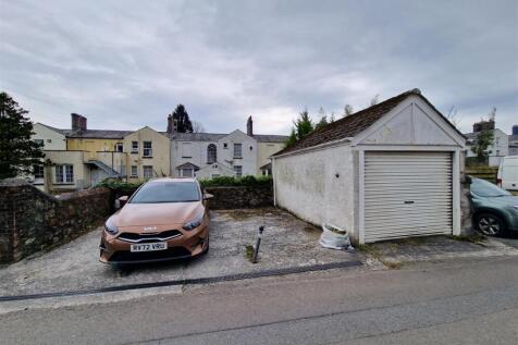 Garage and Parking.jpg