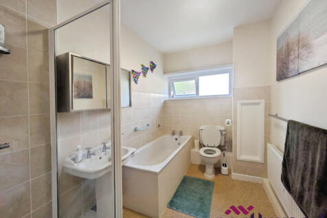 Lacey Court, Wilmslow, SK9 photo 5