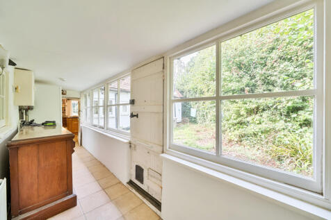 1334222-19-689398...