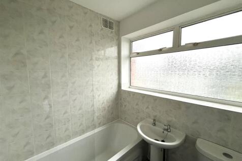 Norton Hill Drive, Wyken - Bathroom