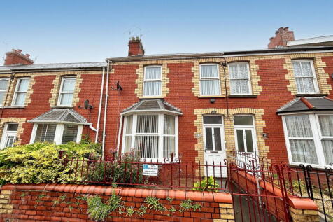 Bridgend, CF32 - property photo