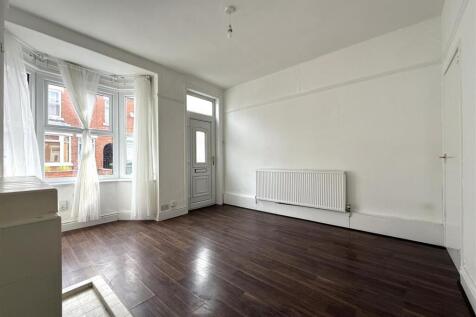 Albert Street, Worksop photo 3
