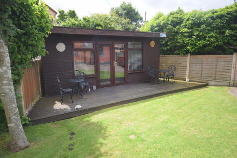 GARDEN/SUMMER HOU...
