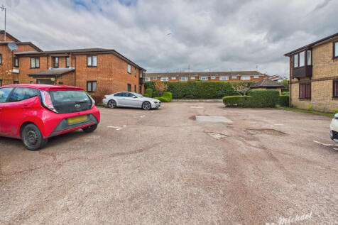 CAM03852G0-PR0607-STILL013