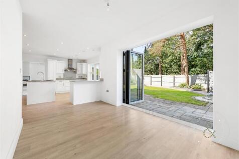 The Paddock (23).jpg