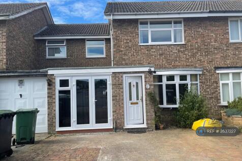 Front Drive With 2 Parking Space 