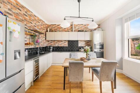 Weston-super-mare, BS23 - property photo