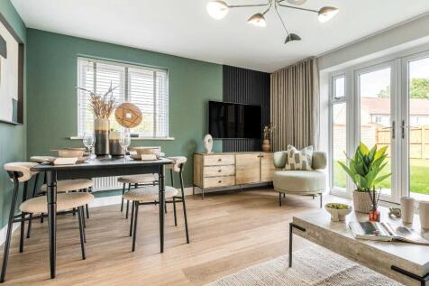Living/Dining Area