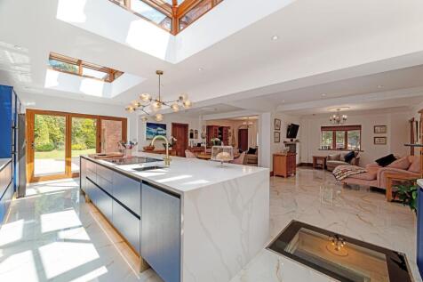 Kitchen/Breakfast/Family Room