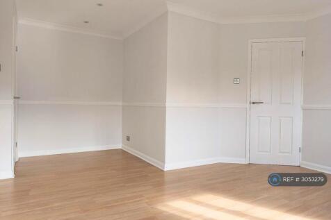 Alison Court, London, NW9 photo 4