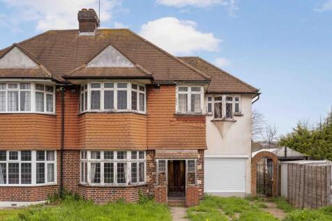 London, SW20 - property photo