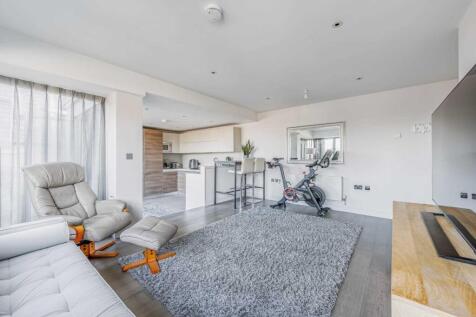 Magistrates House, Brentford photo 3