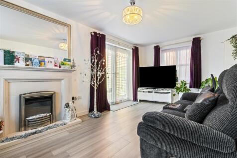 2 Matheson Place-001.JPG