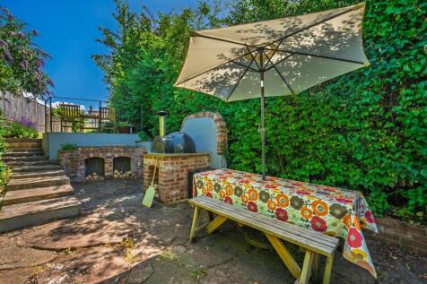 2 - rear of rear garden.jpg