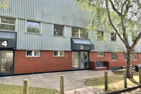 3 Airlinks Personnel.jpg