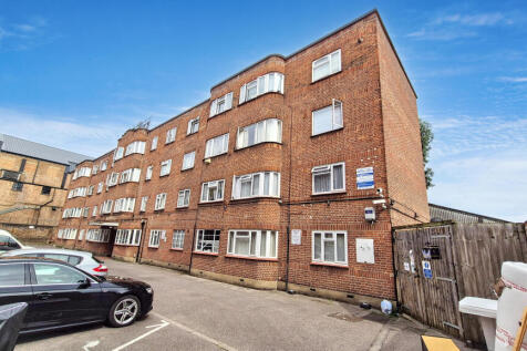 Flat 47 Bridge Court, Lea Bridge Road, Leyton, London, E10 7JS