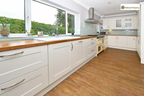 OPEN PLAN LIVING DINING KITCHEN