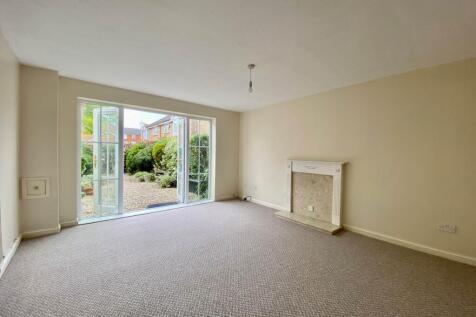 Guillemot Way, Aylesbury photo 3