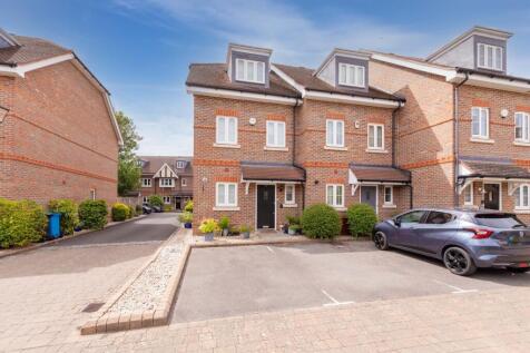 Maidenhead, SL6 - property photo