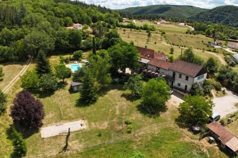 Property Image 1