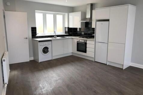 30B Milford Gardens - 4.JPG