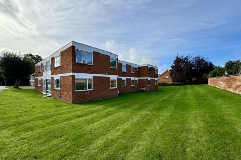 Bourne End, SL8 - property photo