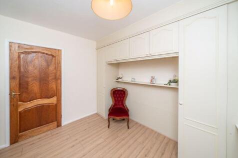 GROUND FLOOR BEDROOM 2