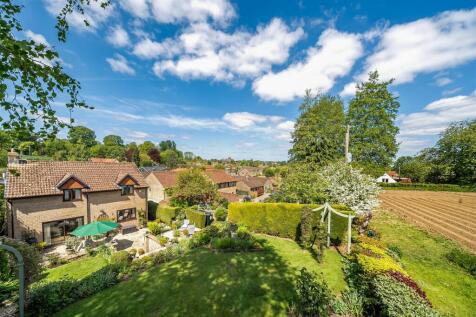 Rear Garden backing onto fields