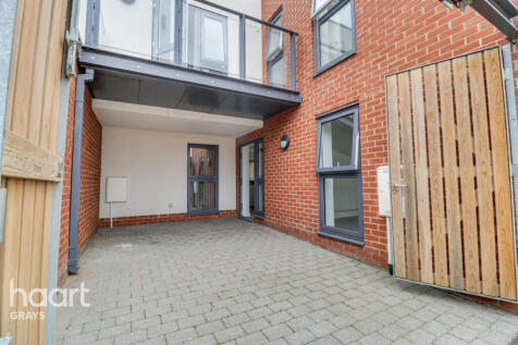 Tilbury, RM18 - property photo