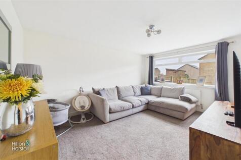 Rushton Close