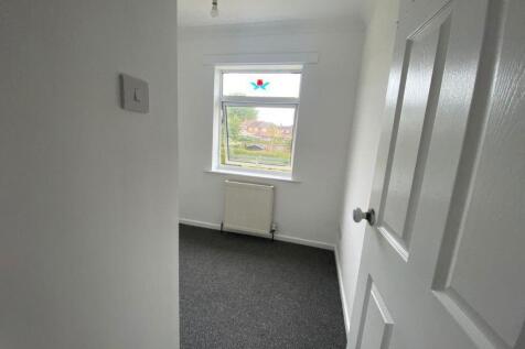 Stephenson Way, Corby photo 5