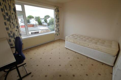Broadhaven Close, Leamington Spa, Warwickshire, CV31 photo 5