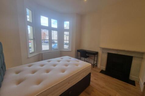 13 Clarendon Avenue, Leamington Spa, CV32 4SG photo 4