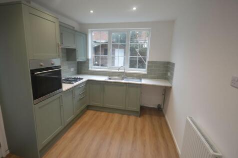 Musbury Avenue, Cheadle Hulme, SK8 photo 4